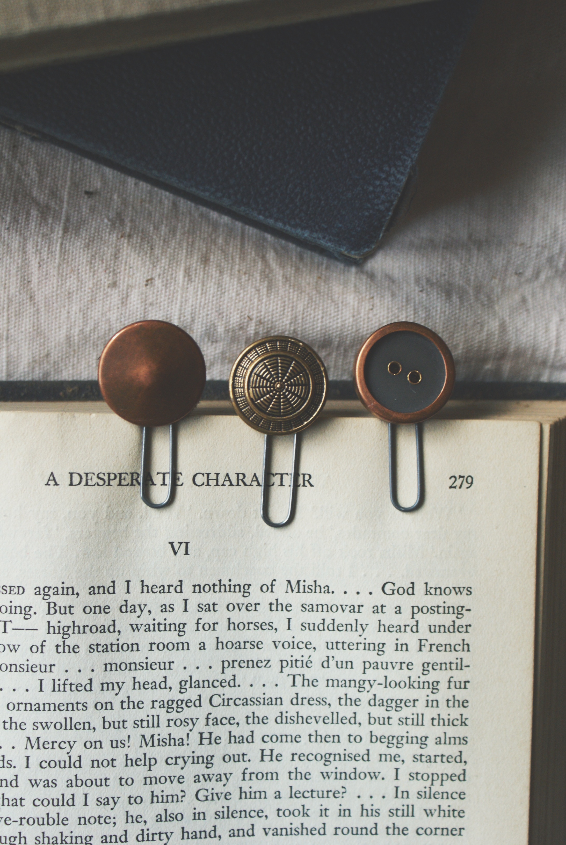 DIY Vintage Button Bookmark The Anastasia Co