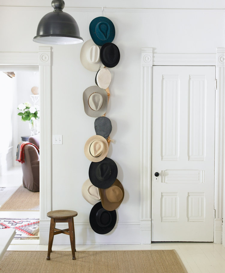 How to display hats, hat gallery, decorating with hats