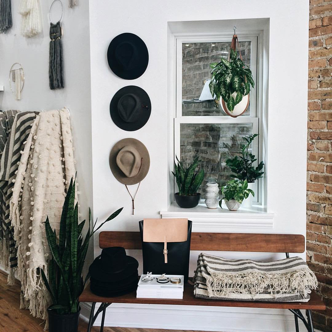 3 Tips for Creating a Hat Gallery Wall | Decorating with Hats | theanastasiaco.com