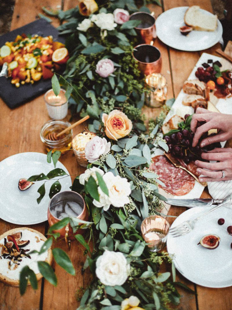 17 Thanksgiving Table Setting Ideas - The Anastasia Co