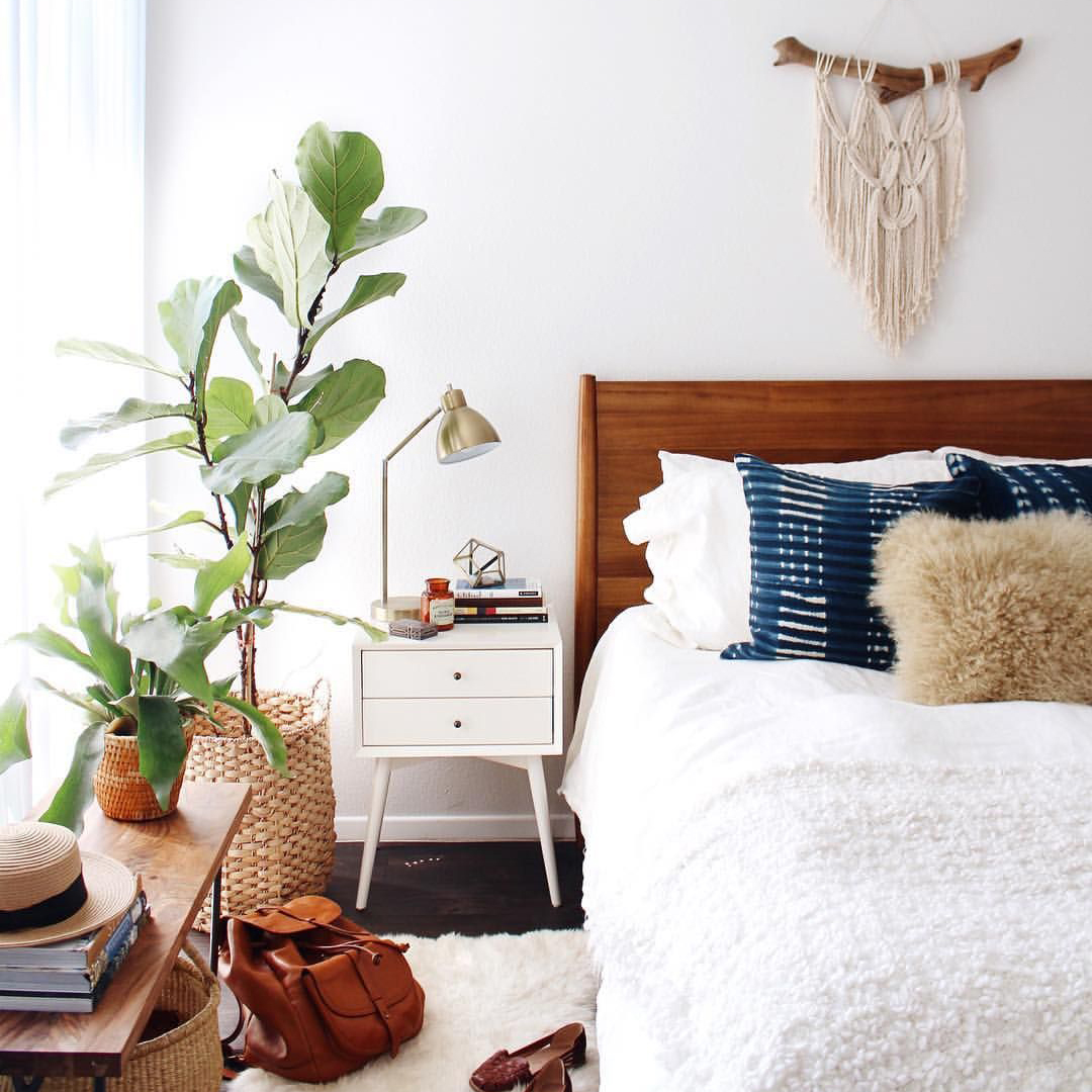 Cozy Bedroom, Modern Bedroom Ideas, Sheep Rug, Bedroom Decorating sq
