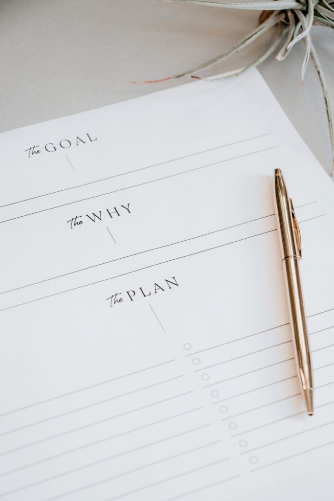 Goal Setting Worksheet Printable, How to Write a Goal and Achieve It | theanastasiaco.com The Anastasia Co