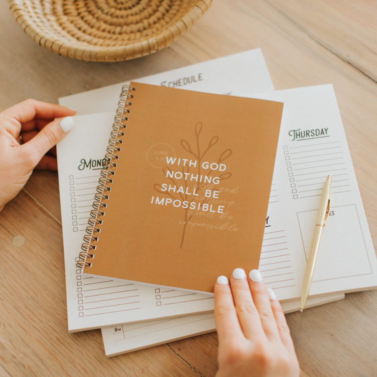 The Difference Between Stationary and Stationery The Anastasia Co